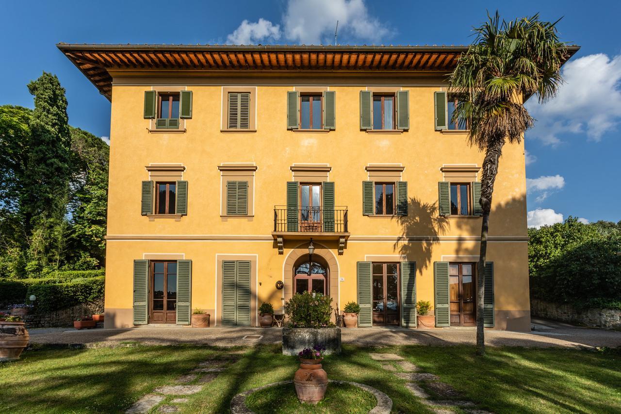 Hotel Ristorante Casa Volpi อาเรซโซ ภายนอก รูปภาพ