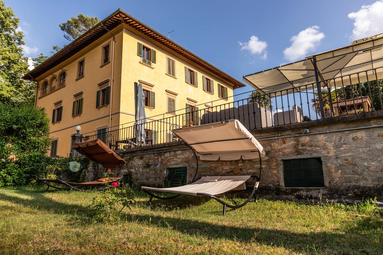 Hotel Ristorante Casa Volpi อาเรซโซ ภายนอก รูปภาพ